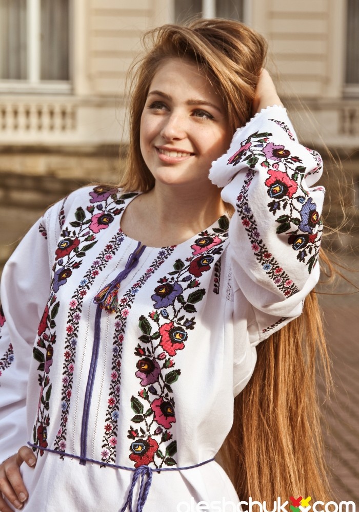 Вишиванка хрестиком «Королівський сад»
